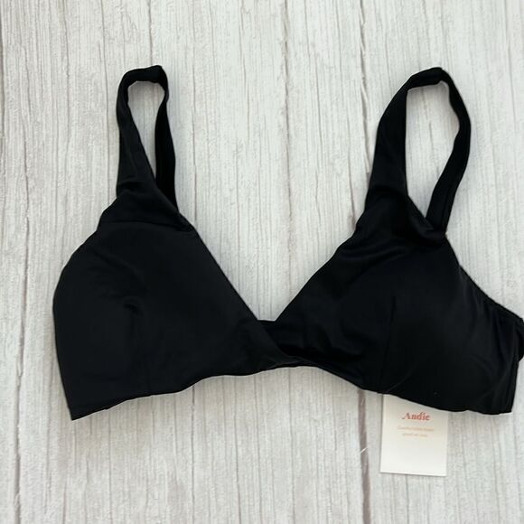 Andie Swim, The Belmar Top - Picture 3 of 8